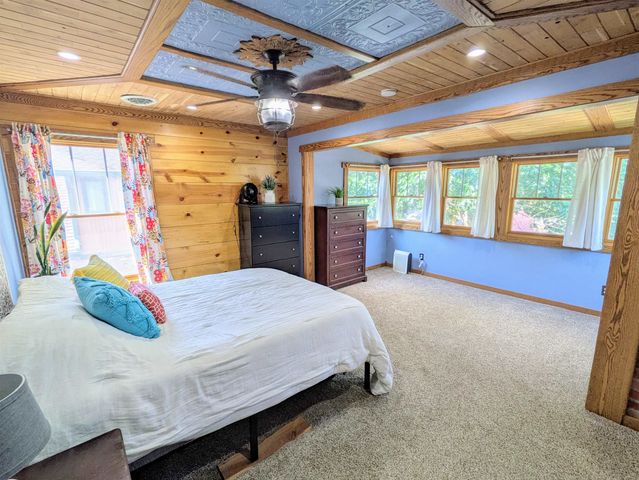 708 Highland Ave, Salina, KS 67401