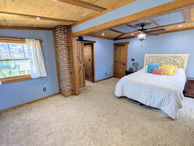 708 Highland Ave, Salina, KS 67401