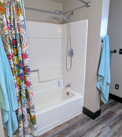 708 Highland Ave, Salina, KS 67401