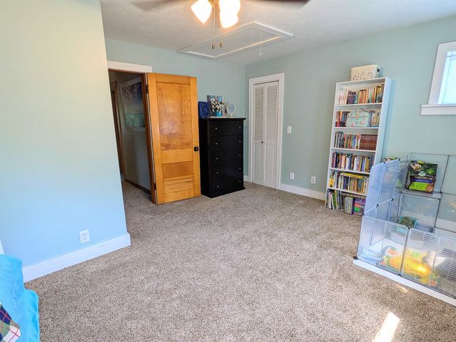 708 Highland Ave, Salina, KS 67401