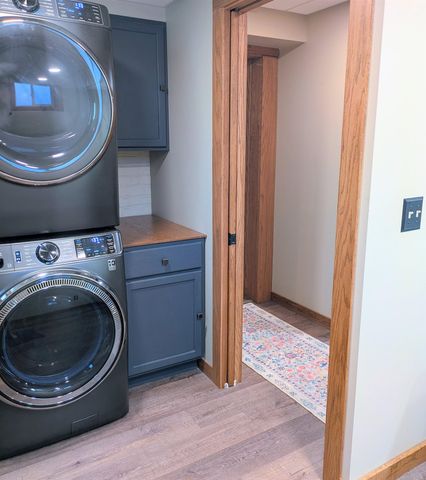 708 Highland Ave, Salina, KS 67401