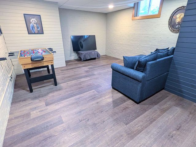 708 Highland Ave, Salina, KS 67401