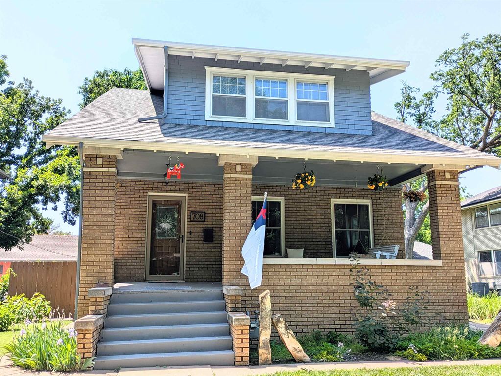 708 Highland Ave, Salina, KS 67401