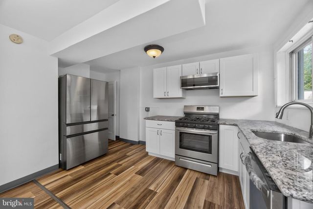 801 TAYLOR DR, Folcroft, PA 19032
