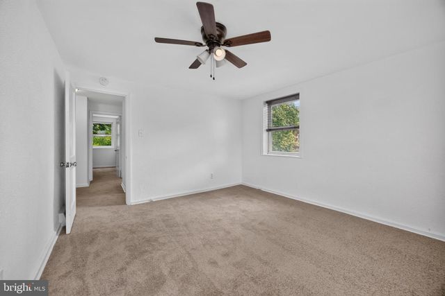 801 TAYLOR DR, Folcroft, PA 19032