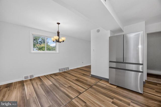 801 TAYLOR DR, Folcroft, PA 19032
