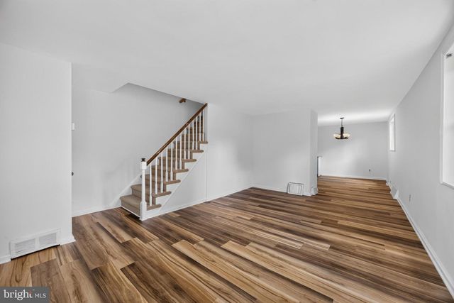 801 TAYLOR DR, Folcroft, PA 19032