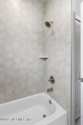 20 EVANSVILLE Lane, Palm Coast, FL 32164