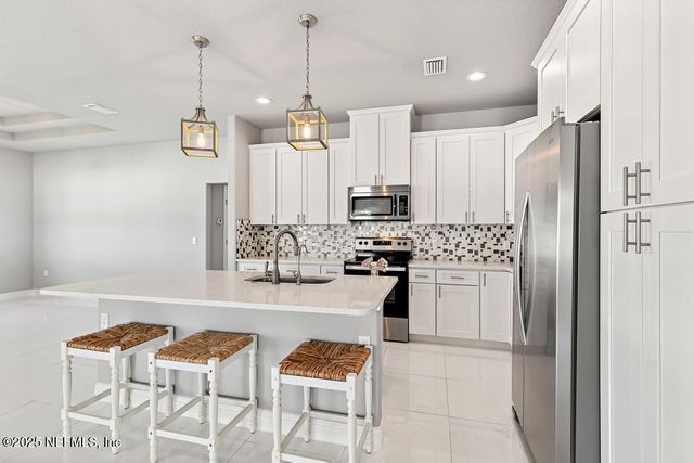 20 EVANSVILLE Lane, Palm Coast, FL 32164