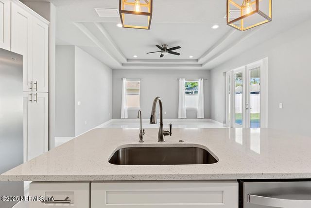 20 EVANSVILLE Lane, Palm Coast, FL 32164