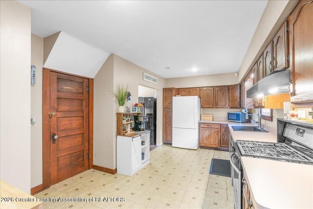 2016 S Aurelius Road, Mason, MI 48854
