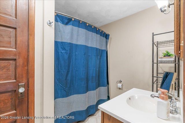 2016 S Aurelius Road, Mason, MI 48854