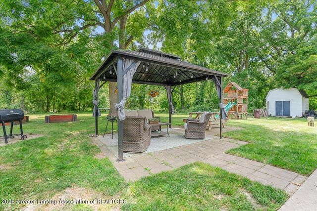 2016 S Aurelius Road, Mason, MI 48854