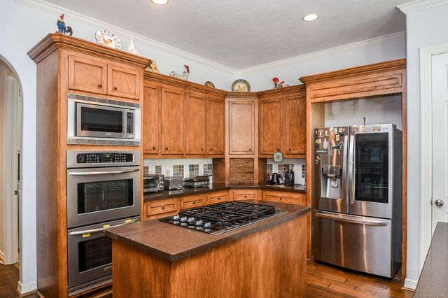 19 Clear Springs Court, Sugar Land, TX 77479