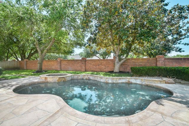 19 Clear Springs Court, Sugar Land, TX 77479