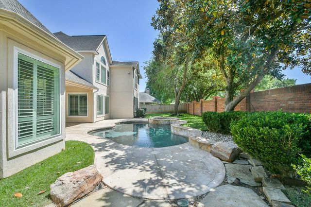 19 Clear Springs Court, Sugar Land, TX 77479