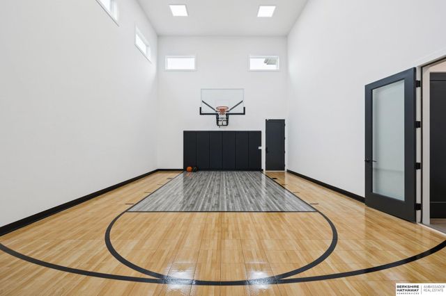 6213 N 295th Street, Valley, NE 68064