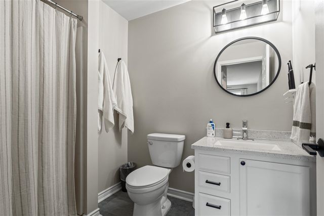 1097 Ann Arbor Road, Plymouth, MI 48170