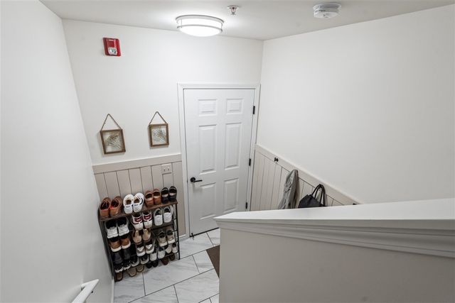 1097 Ann Arbor Road, Plymouth, MI 48170