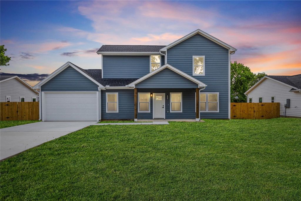 3704 Avenue S E, Santa Fe, TX 77510