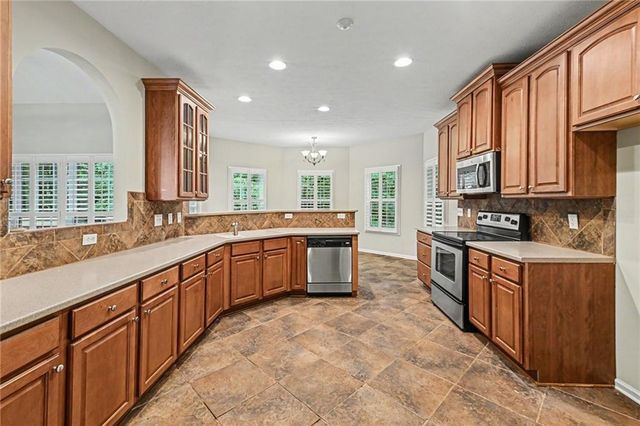 5700 Sullivan Point Drive, Powder Springs, GA 30127