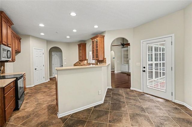 5700 Sullivan Point Drive, Powder Springs, GA 30127