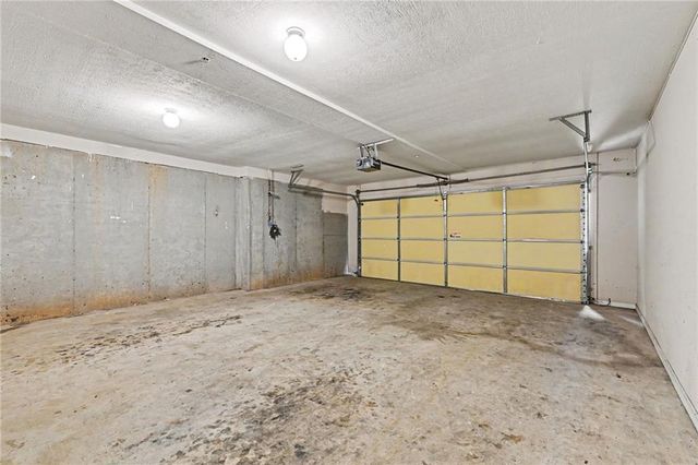 5700 Sullivan Point Drive, Powder Springs, GA 30127