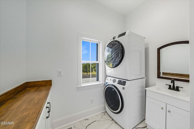 183 Thorn Road, Newport, TN 37821