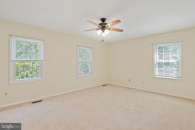 9404 GOLDFIELD LN, Burke, VA 22015