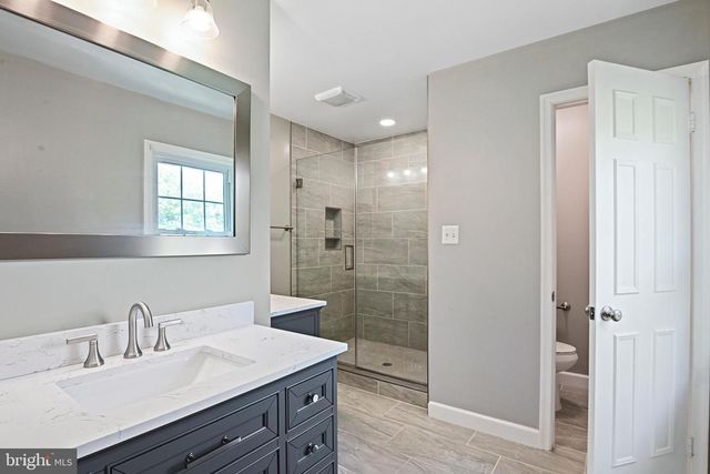 9404 GOLDFIELD LN, Burke, VA 22015