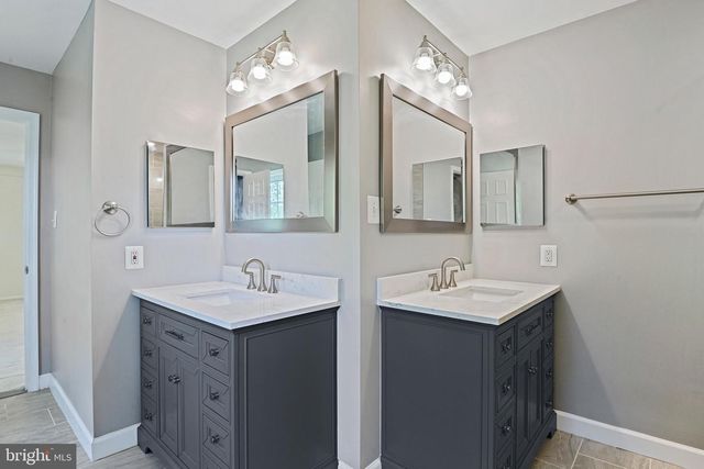 9404 GOLDFIELD LN, Burke, VA 22015