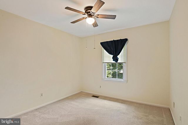9404 GOLDFIELD LN, Burke, VA 22015