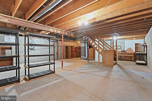 9404 GOLDFIELD LN, Burke, VA 22015