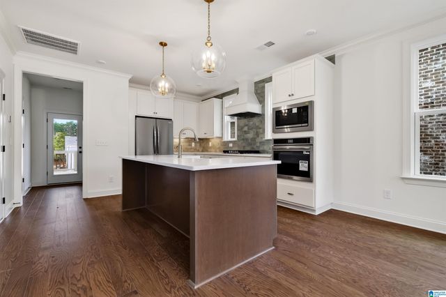 126 JEFFERSON PLACE, Birmingham, AL 35242