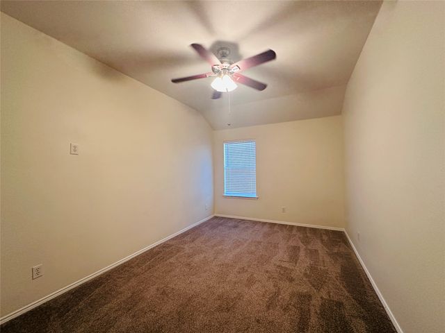 2304 Collington Drive, Roanoke, TX 76262