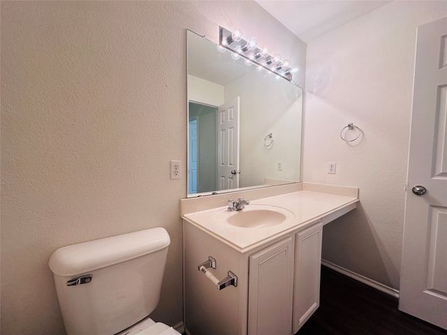 2304 Collington Drive, Roanoke, TX 76262