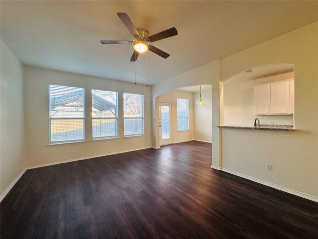 2304 Collington Drive, Roanoke, TX 76262