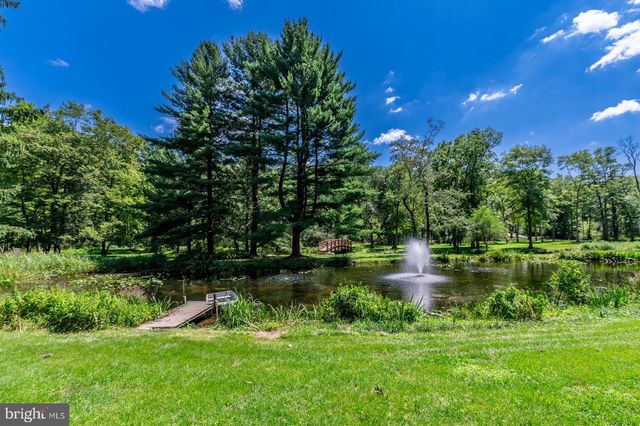 1045 LOWER PINE CREEK RD, Chester Springs, PA 19425