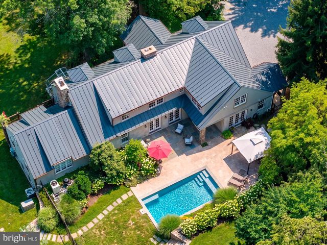 1045 LOWER PINE CREEK RD, Chester Springs, PA 19425