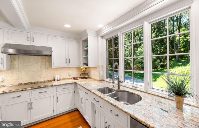 1045 LOWER PINE CREEK RD, Chester Springs, PA 19425