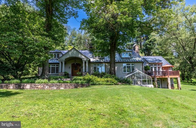 1045 LOWER PINE CREEK RD, Chester Springs, PA 19425