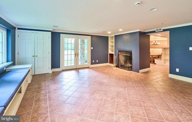 1045 LOWER PINE CREEK RD, Chester Springs, PA 19425