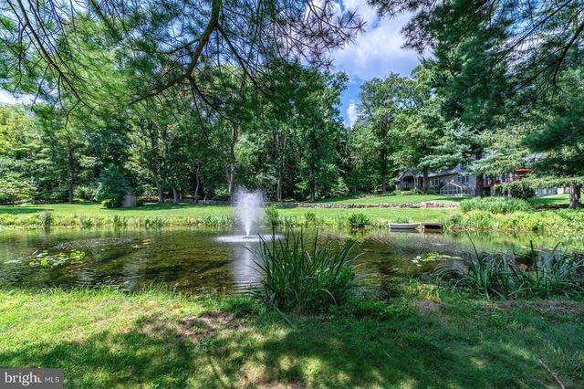 1045 LOWER PINE CREEK RD, Chester Springs, PA 19425