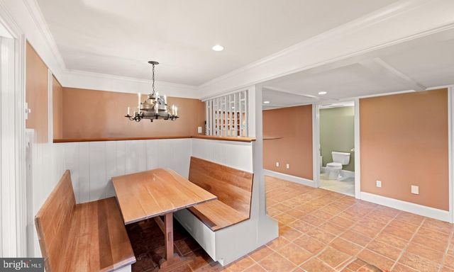 1045 LOWER PINE CREEK RD, Chester Springs, PA 19425