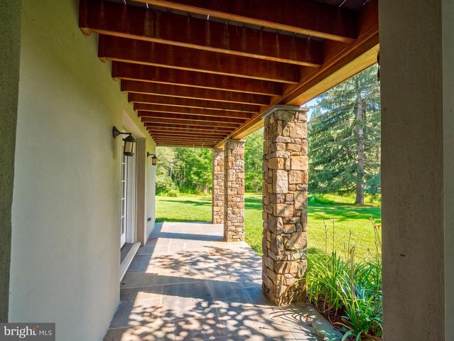 1045 LOWER PINE CREEK RD, Chester Springs, PA 19425