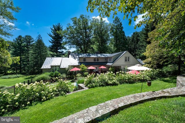 1045 LOWER PINE CREEK RD, Chester Springs, PA 19425