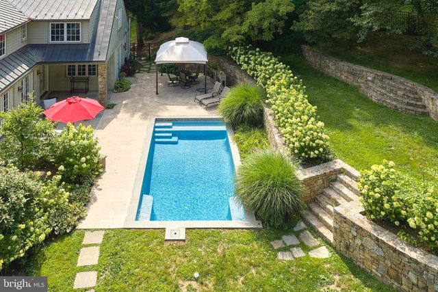 1045 LOWER PINE CREEK RD, Chester Springs, PA 19425