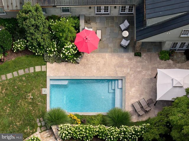 1045 LOWER PINE CREEK RD, Chester Springs, PA 19425