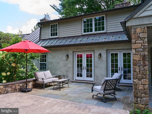 1045 LOWER PINE CREEK RD, Chester Springs, PA 19425