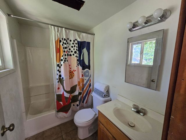 421 Par Avenue, Redway, CA 95560